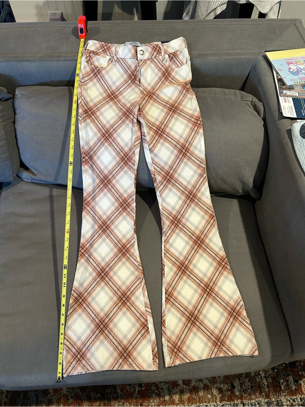 Hollister Plaid Flare Jeans in Cream and Brown